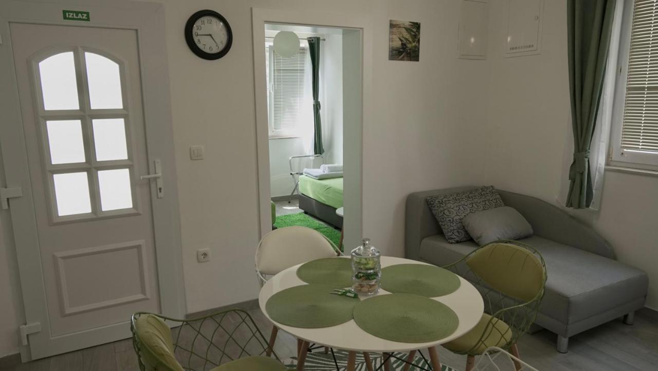 קרק Apartments Bestak מראה חיצוני תמונה