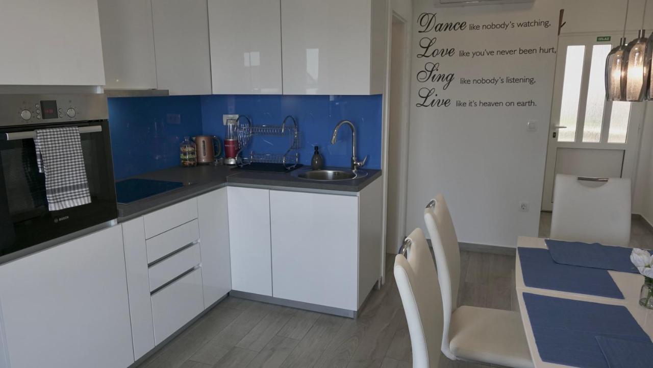 קרק Apartments Bestak מראה חיצוני תמונה
