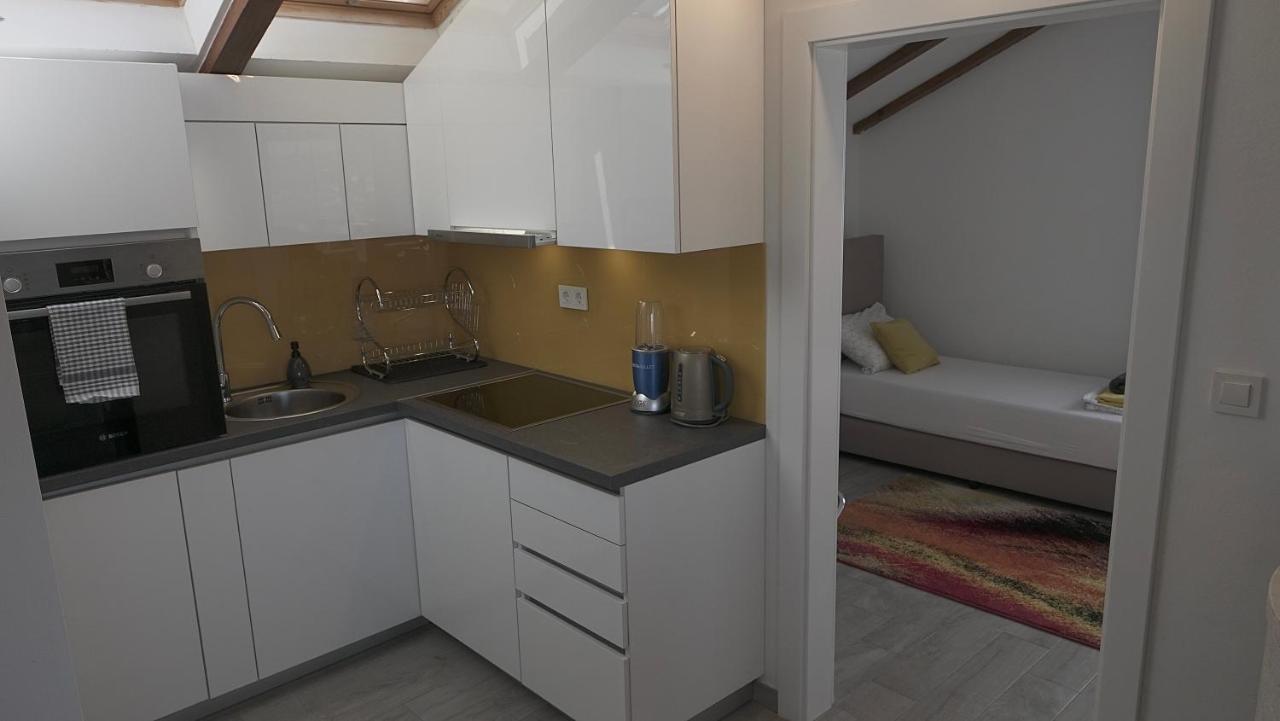 קרק Apartments Bestak מראה חיצוני תמונה