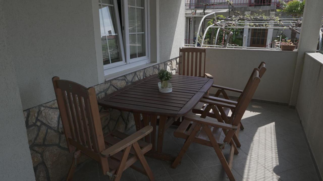קרק Apartments Bestak מראה חיצוני תמונה